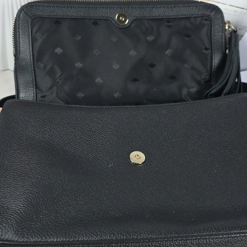 KATE SPADE BLACK‎ PEBBLED LEATHER FLAP SHOULDER CRPSSBODY BAG GUC